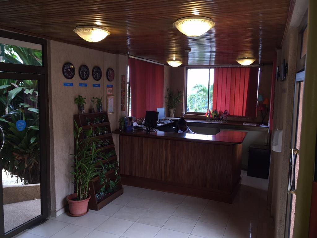 Sir Max Hotel Kumasi Exteriör bild