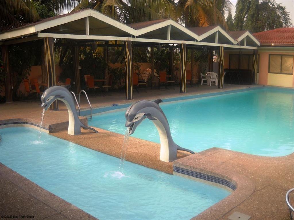 Sir Max Hotel Kumasi Exteriör bild