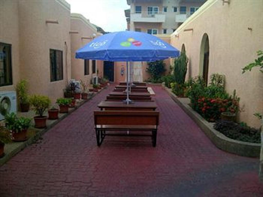 Sir Max Hotel Kumasi Exteriör bild