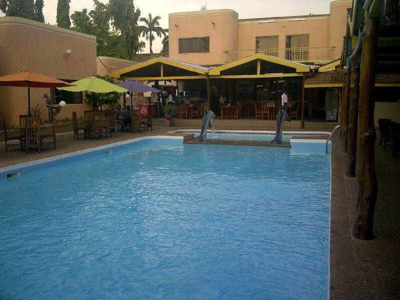 Sir Max Hotel Kumasi Exteriör bild